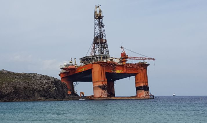 The Transocean Winner drilling rig which ran aground on the beach of Dalmore in the Carloway area of the Isle of Lewis 10 days ago, as the oil firm has apologised as it admitted it is not ready to re-float the giant structure.